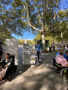 Periodista autónomo de Córdoba en la manifestación por una movilidad inclusiva en la ciudad